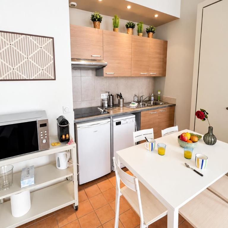 1 ch 1 sdb - 500m du Palais des Papes - One-Bedroom Apartment - 8