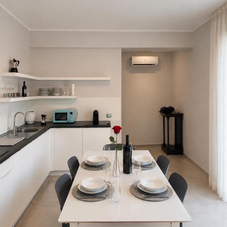 Blue Trani, sea view suites & apartments - Chambre Quadruple - Vue sur Mer - 16