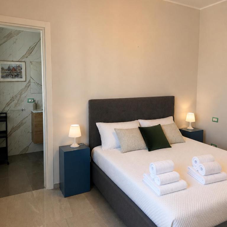 Blue Trani, sea view suites & apartments - Chambre Double Deluxe - Vue Latérale sur Mer - 8