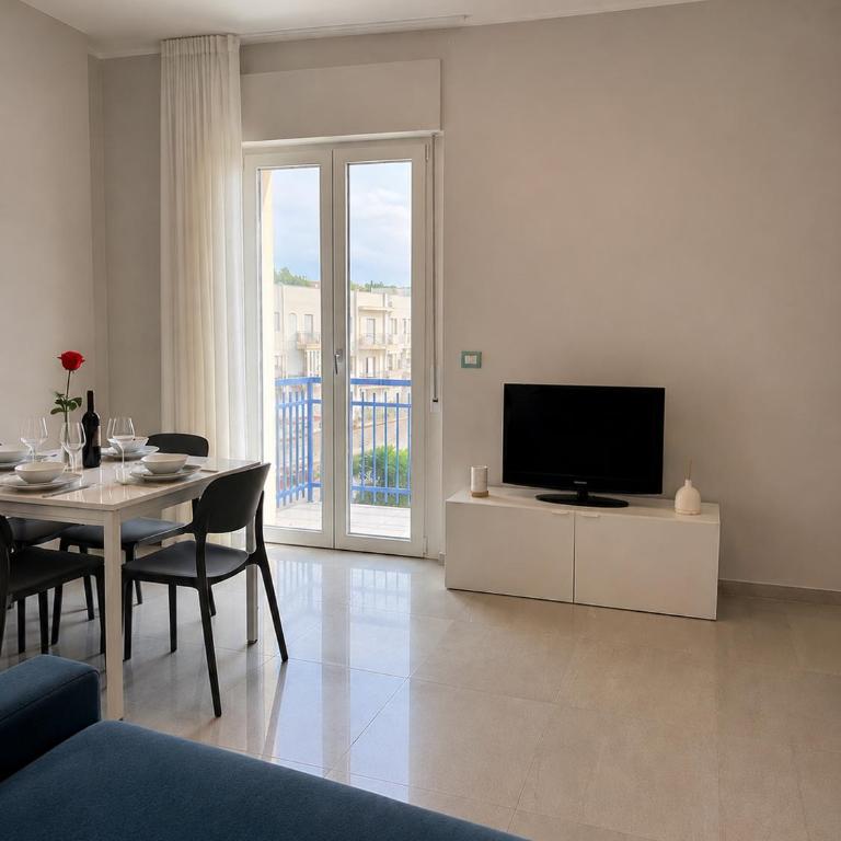 Blue Trani, sea view suites & apartments - Chambre Quadruple - Vue sur Mer - 9