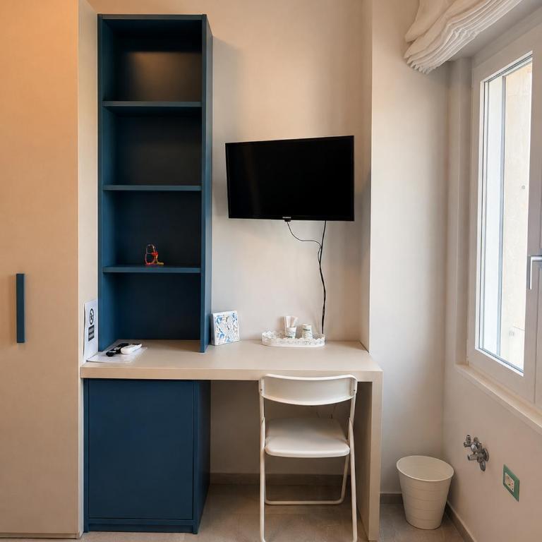 Blue Trani, sea view suites & apartments - Chambre Double Deluxe - Vue Latérale sur Mer - 10