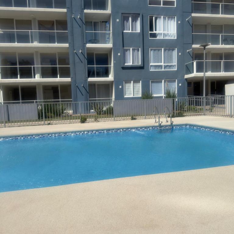 Departamento nuevo a pasos del mar, la serena - Apartamento de 2 dormitorios - 9