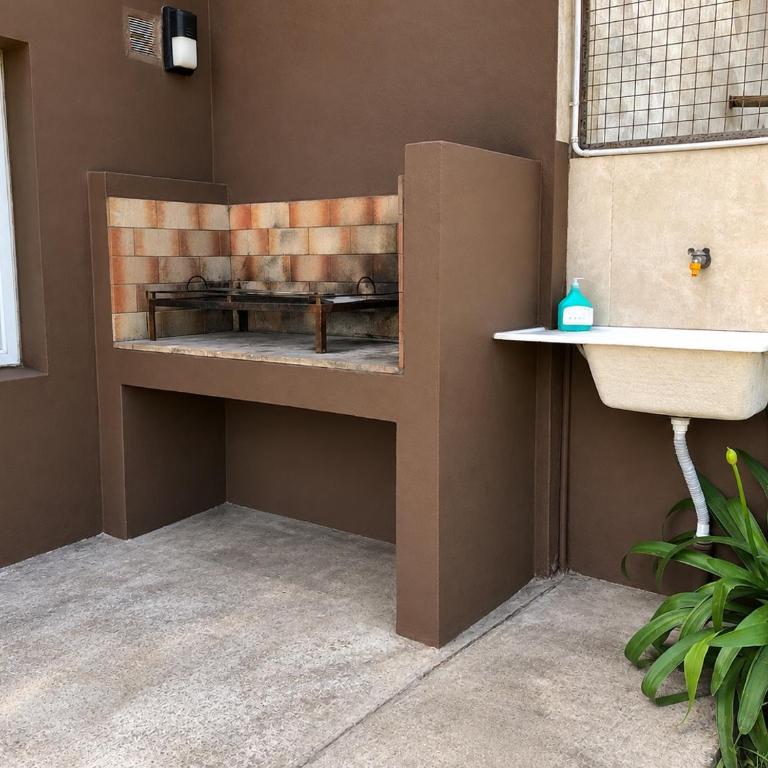 Duplex Moderno y Luminoso - Three-Bedroom Home - 9