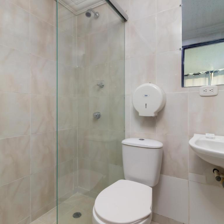 Hotel Avexi Suites By GEH Suites - Habitación Doble Estándar - 4