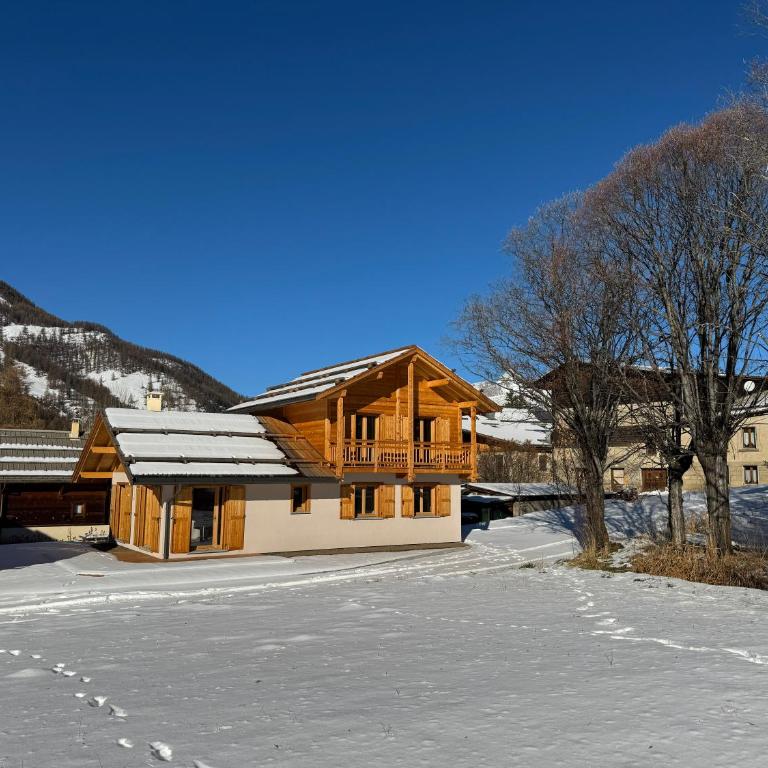 Chalet de charme 8 pers Vue montagne Terrasse Queyras - Chalet - 1