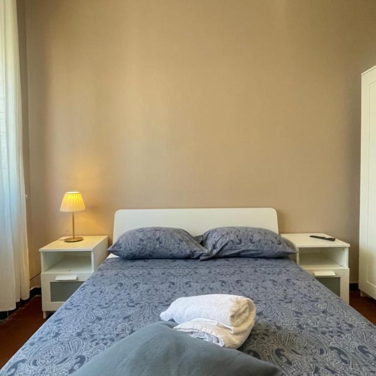 Best Price Guaranteed - Affordable Rooms - 24H Check-in - Genova Center - Chambre Double - 7