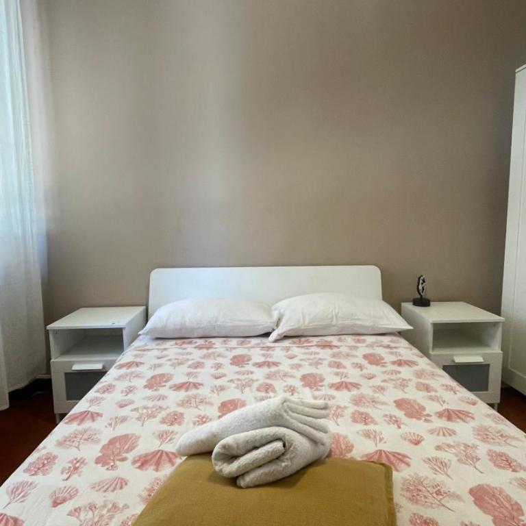 Best Price Guaranteed - Affordable Rooms - 24H Check-in - Genova Center - Chambre Double - 14