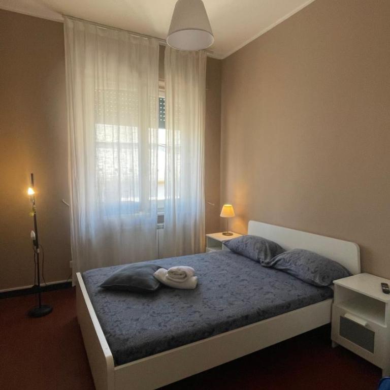 Best Price Guaranteed - Affordable Rooms - 24H Check-in - Genova Center - Chambre Double - 27