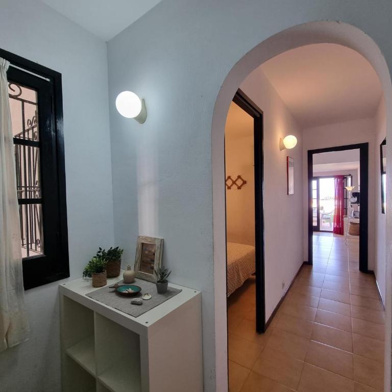 Apartamento en L'Escala con terraza cerca de la playa - HISP-236-127 - Apartment - 3