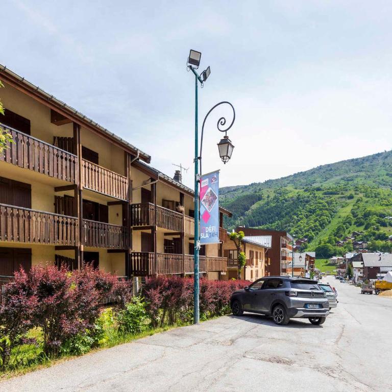 Studio cabine cosy 4 personnes, balcon sud, parking privé, centre Valloire, proche télécabine. - FR-1-263-14 - Monolocale - 12
