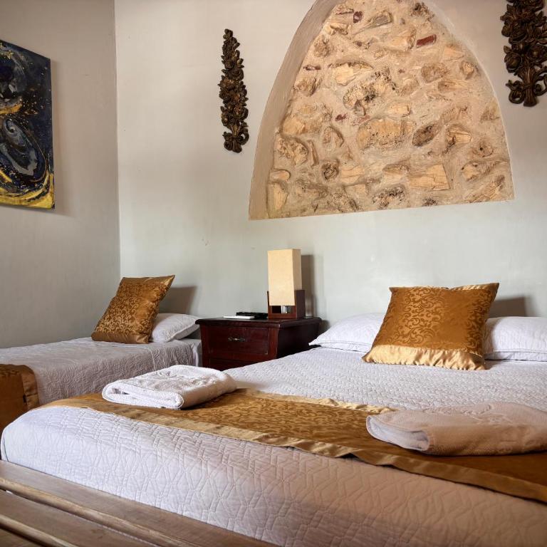 Cartagena Legends - Basic Triple Room - 6