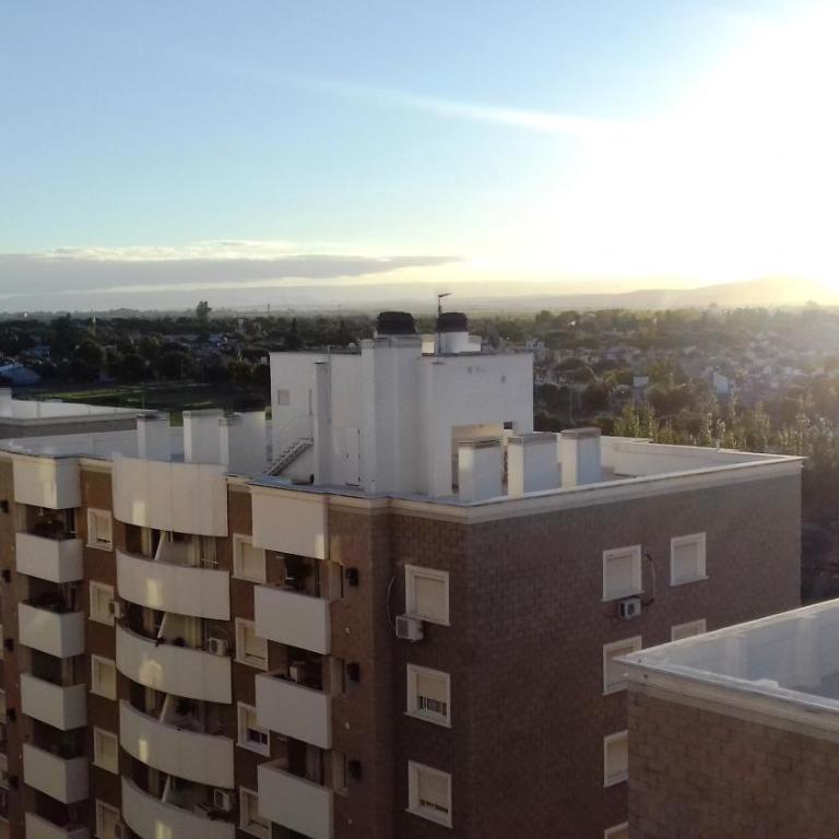 Temporario en Villa Sol - Apartamento con vistas a las montañas - 2