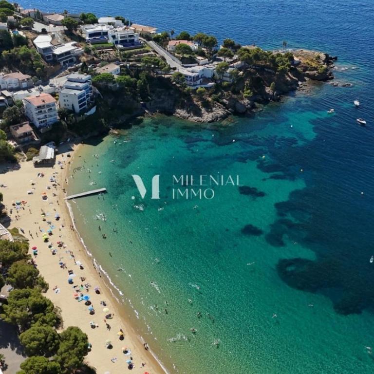 Milenial Immo Almadrava Roses Beach House - Two-Bedroom House - 43