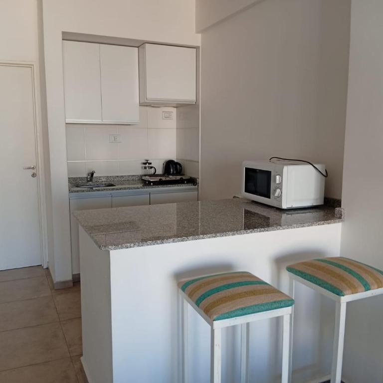 Monoambiente Funcional con Balcón Ubicación Central - Studio Apartment with Balcony - 5