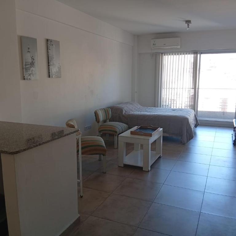 Monoambiente Funcional con Balcón Ubicación Central - Studio Apartment with Balcony - 11