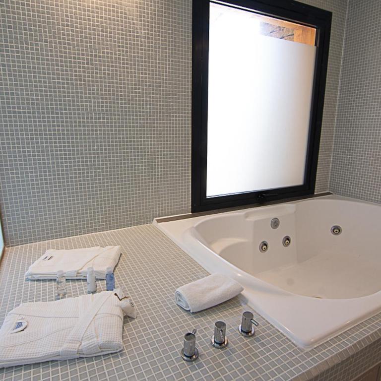 Design Suites Calafate - Estudio con vistas al jardín - 10
