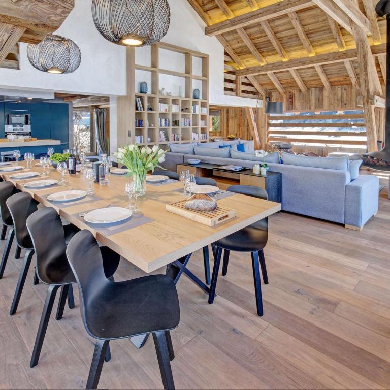 Chalet 5★, 15 pers, piscine intérieure, vue montagnes, 7 ch, terrasse, animaux acceptés - FR-1-304-299 - Chalet - 17
