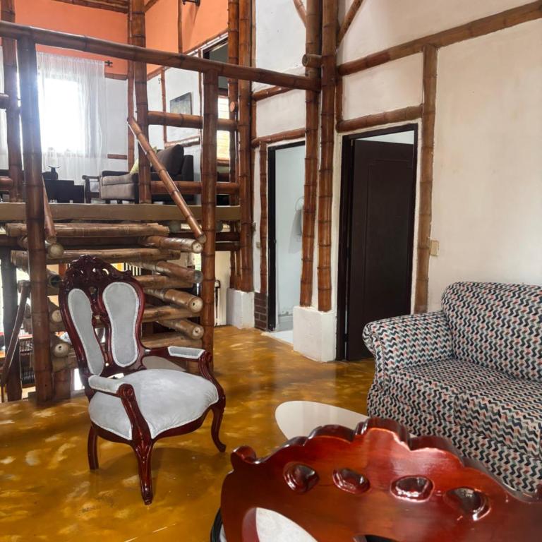 casa bambuza - Four-Bedroom House - 5
