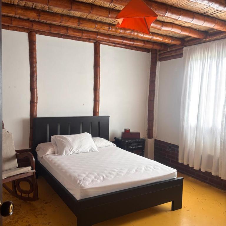 casa bambuza - Four-Bedroom House - 17