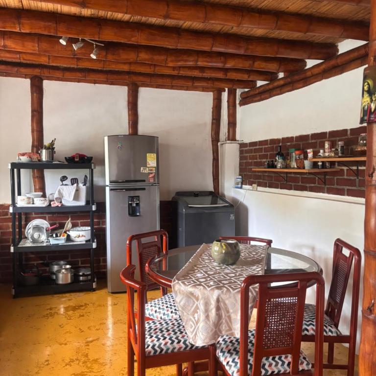 casa bambuza - Four-Bedroom House - 15