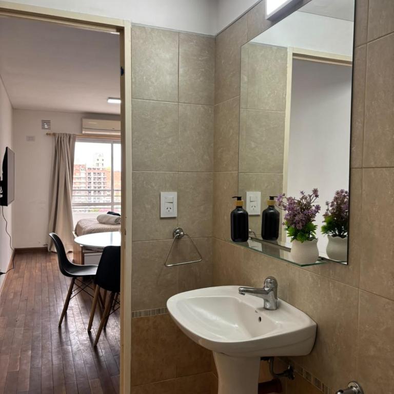 Bnb Loft IX- Pasos Av pellegrini - Apartamento de 1 dormitorio - 1