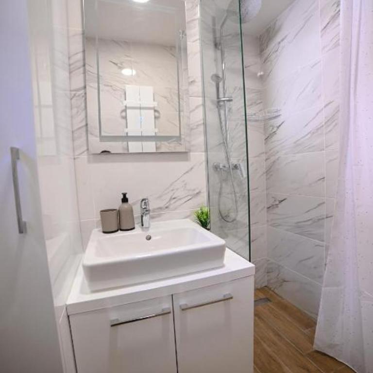Mirni Kutak Zlatibor - One-Bedroom Apartment - 31