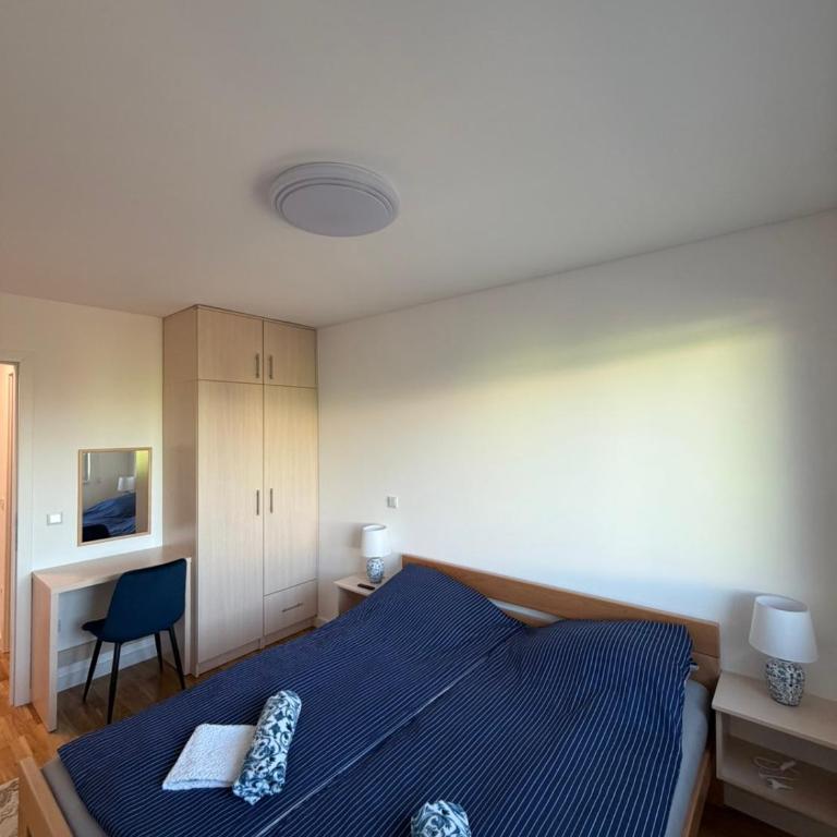 Apartments Emina - One-Bedroom Apartment - 9