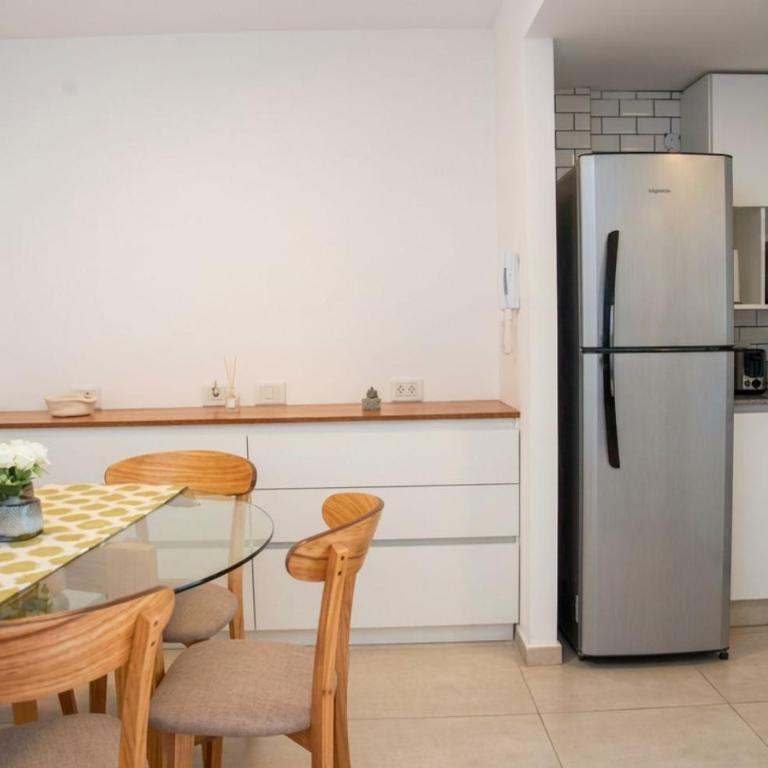 Departamento 3 Dormitorios con Vista al Paraná - 6 Pax by Lofty - Three-Bedroom Apartment - 4