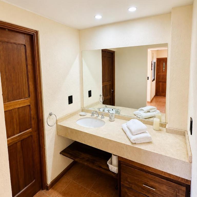 Beautiful Room with Terrace Views in Chacras de Coria - Habitación Doble con terraza - 4