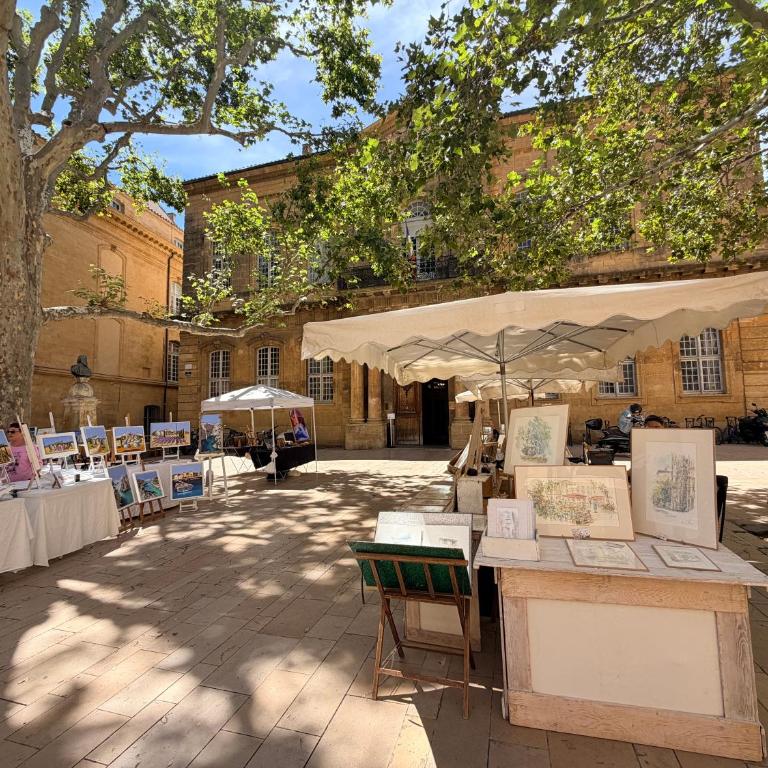 Aix-en-Provence - Studio hyper centre Neuf avec Clim - One-Bedroom Apartment - 62