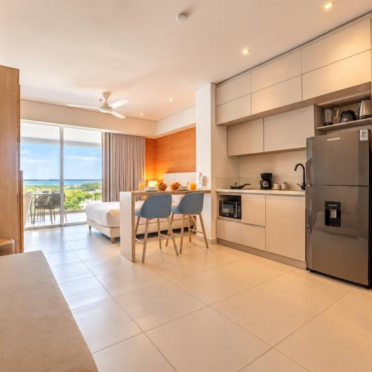 Suite con balcón, piscina y vista panorámica CB741 - Suite con cama grande - 27