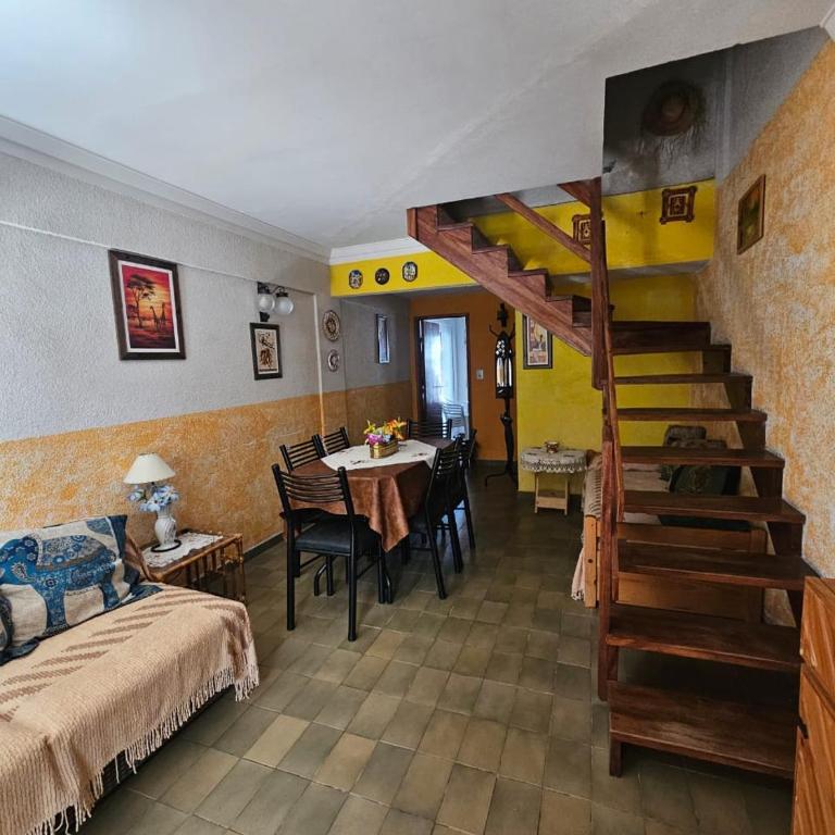 Duplex Lo de Cholo - cochera, patio, parrilla - One-Bedroom Apartment - 11