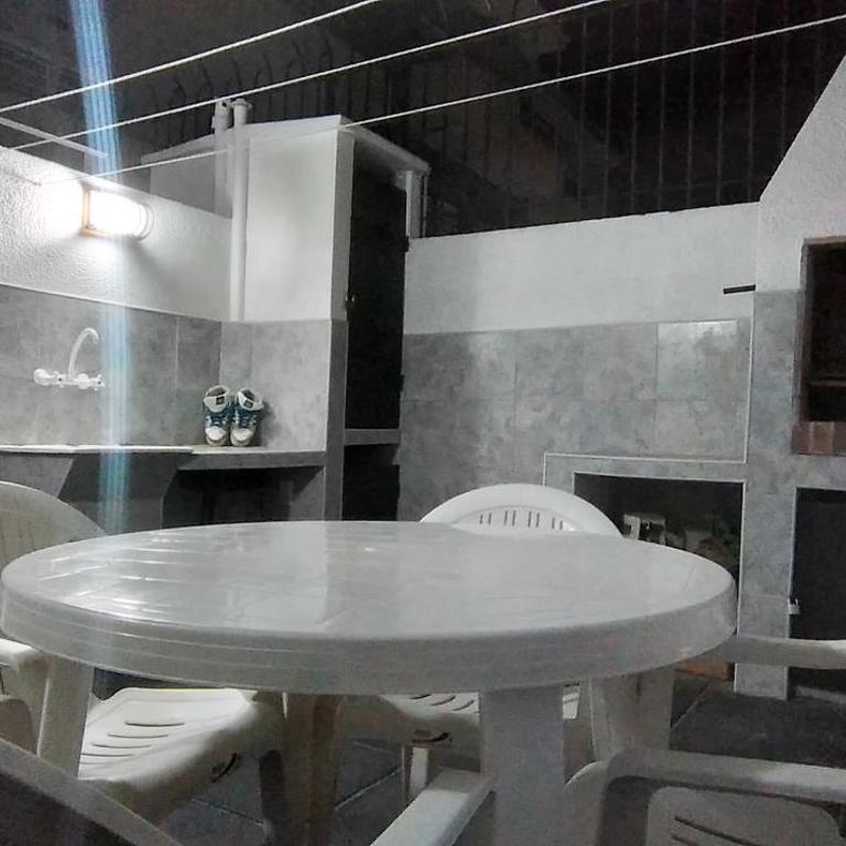 Duplex Lo de Cholo - cochera, patio, parrilla - One-Bedroom Apartment - 18