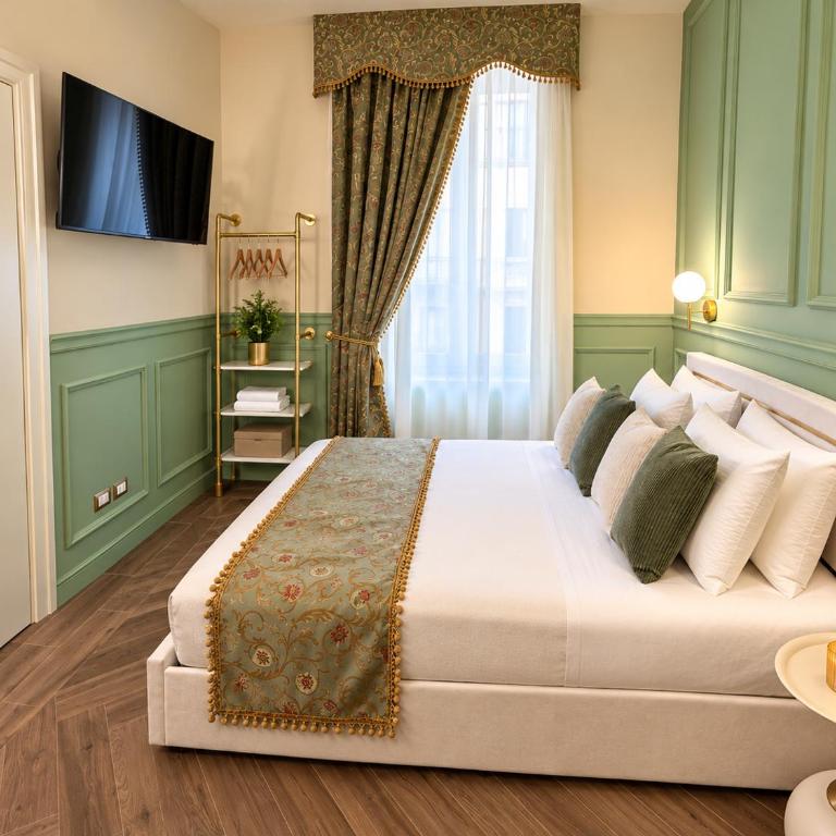 Hotel Aldobrandini - Camera King Deluxe - 12