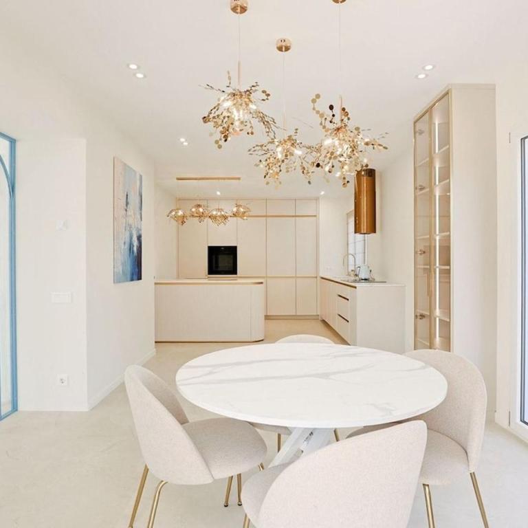 Villa with pool and studio in Mougins - Villa 3 Chambres - 5