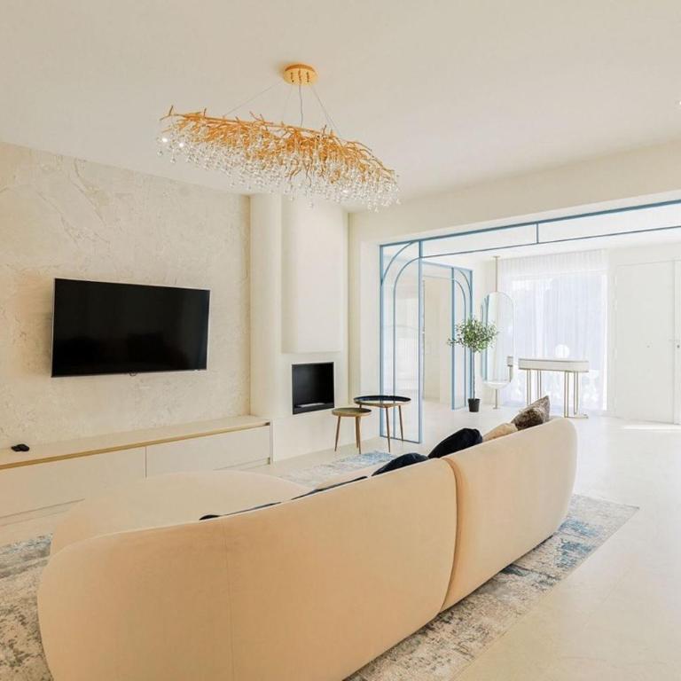 Villa with pool and studio in Mougins - Villa 3 Chambres - 15