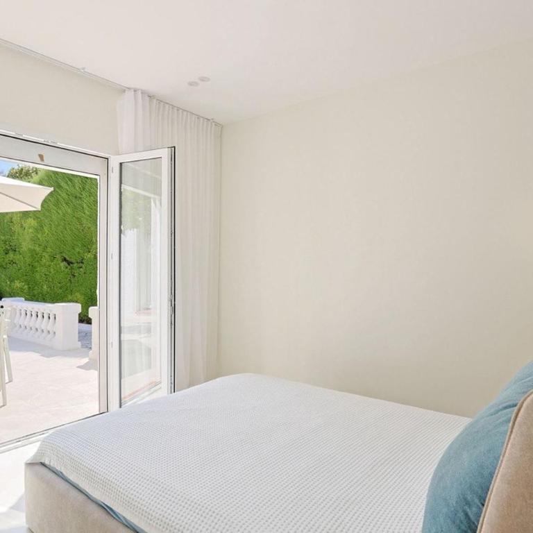 Villa with pool and studio in Mougins - Villa 3 Chambres - 25