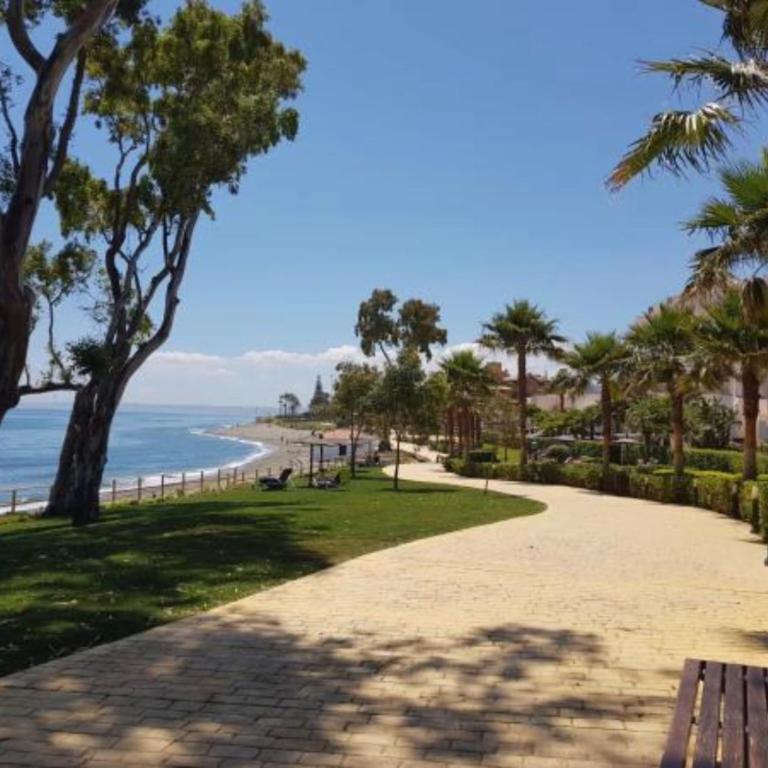 Sea View & Wave Sound Retreat with Private Pool - Apartamento de 2 dormitorios - 38