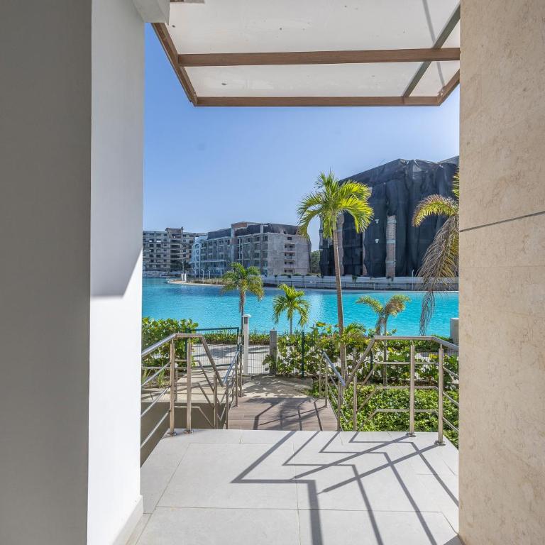 2BR 2BA Apt Baia Kristal Cartagena Crystal Lagoon - Two-Bedroom Apartment with Balcony - 27