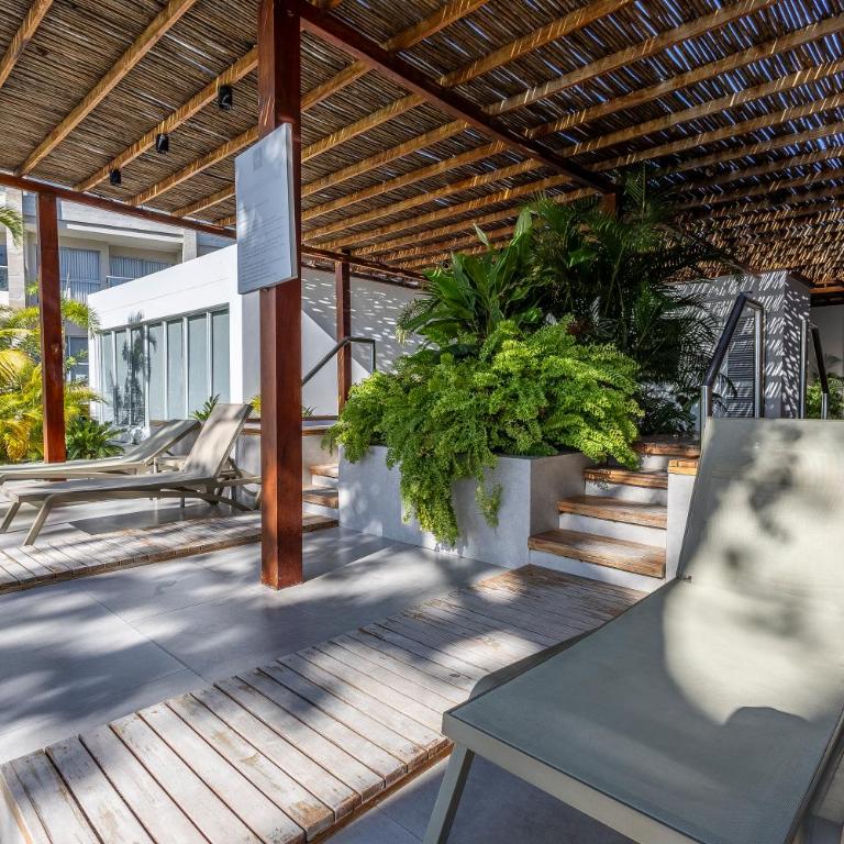 2BR 2BA Apt Baia Kristal Cartagena Crystal Lagoon - Two-Bedroom Apartment with Balcony - 29