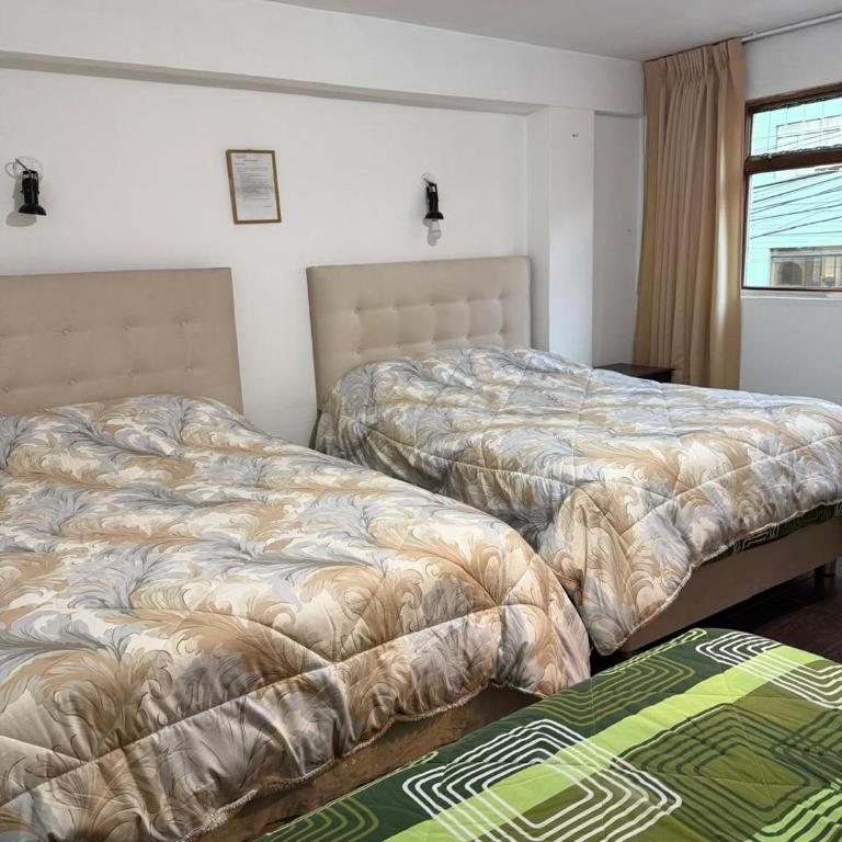 Hostal Concorde - Habitación Familiar - 7