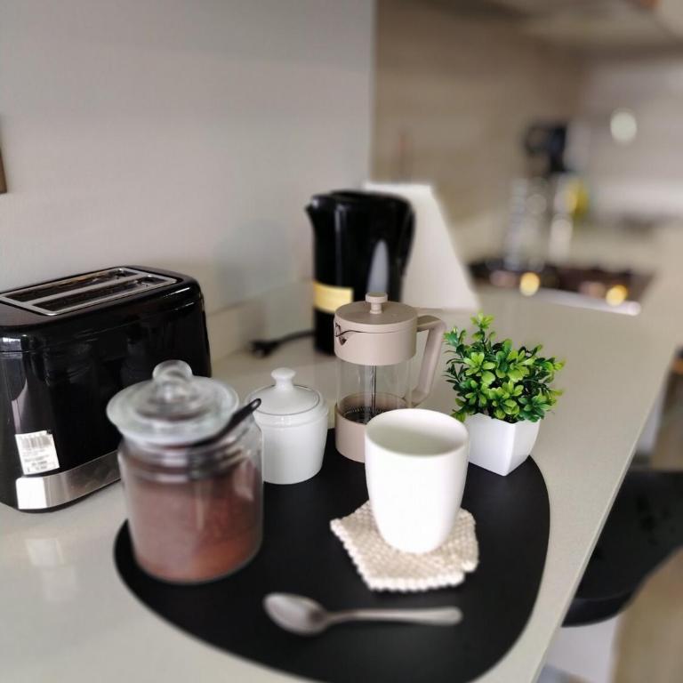 Excelente Ubicación, estacionamiento y extras - Apartamento de 1 dormitorio - 28