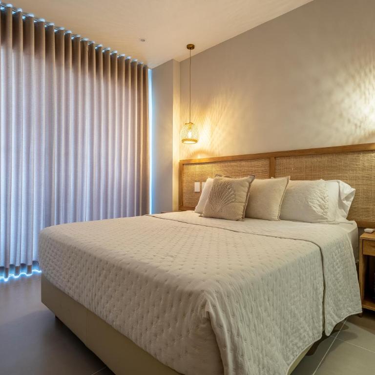2BR 2BA Apt Baia Kristal Cartagena Crystal Lagoon - Two-Bedroom Apartment with Balcony - 23