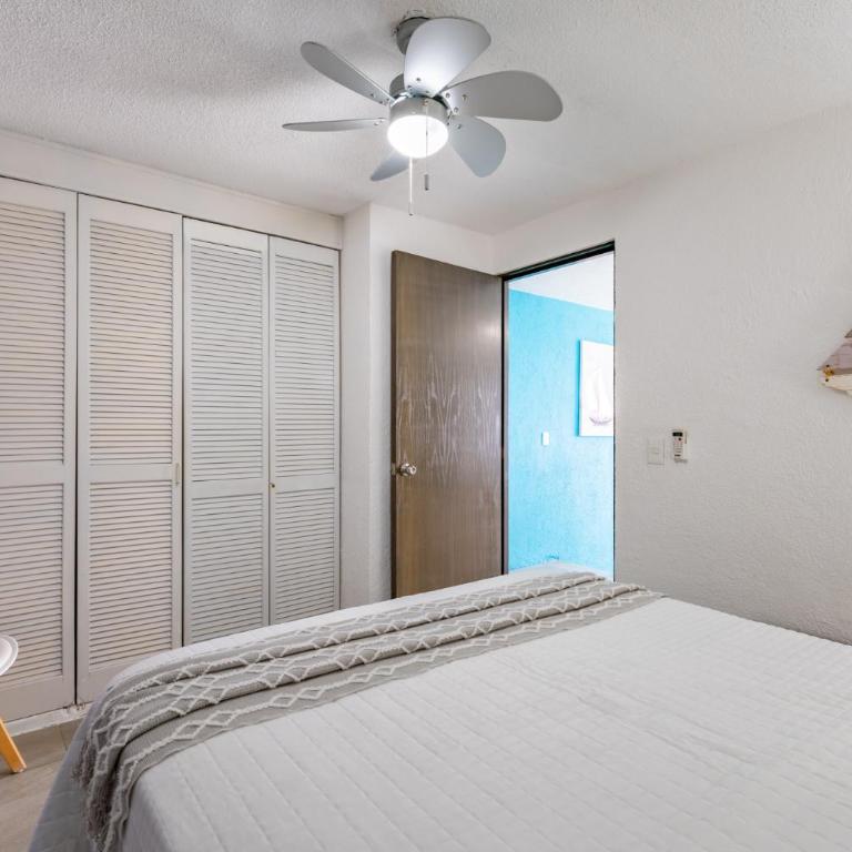 Cancun Oceanfront Residences - Hotel Zone - Villa with Sea View - 11