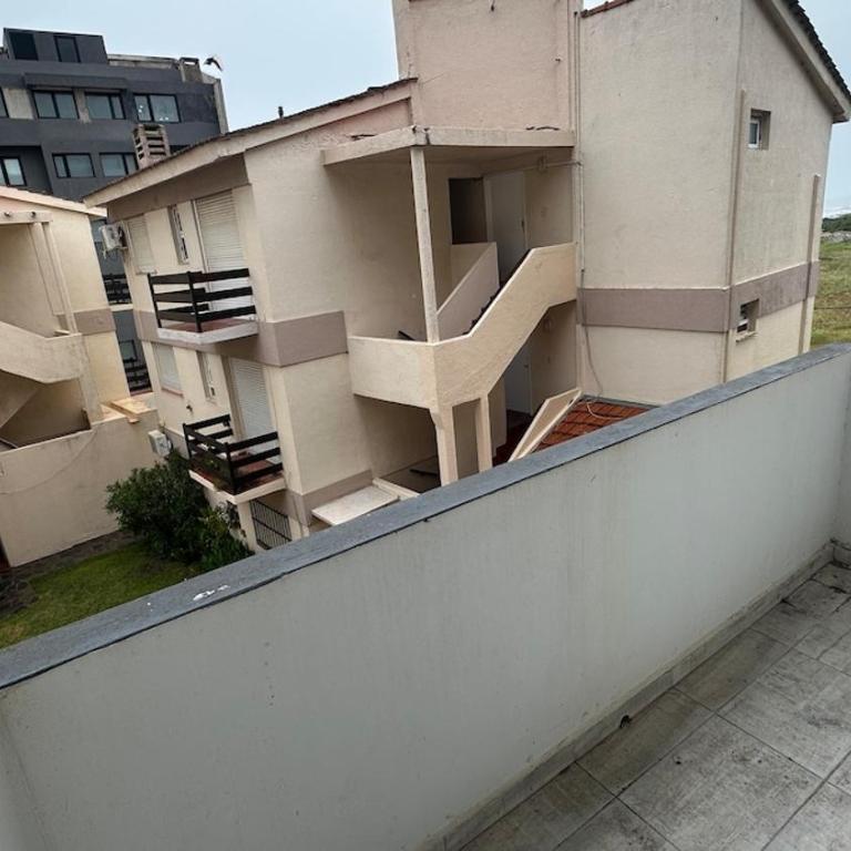 Departamento con balcón a 50 metros del mar - Apartamento de 1 dormitorio - 9