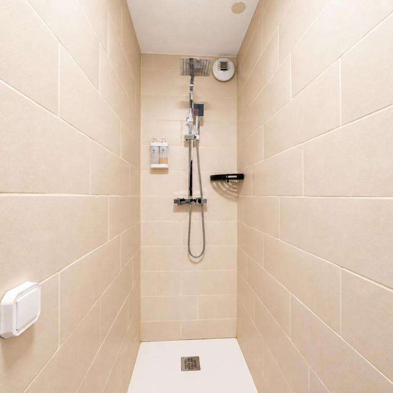 Grand appart 10 pers - 5 Chambres - Cinéma privé 4K- Alpexpo - Appartement 5 Chambres - 14