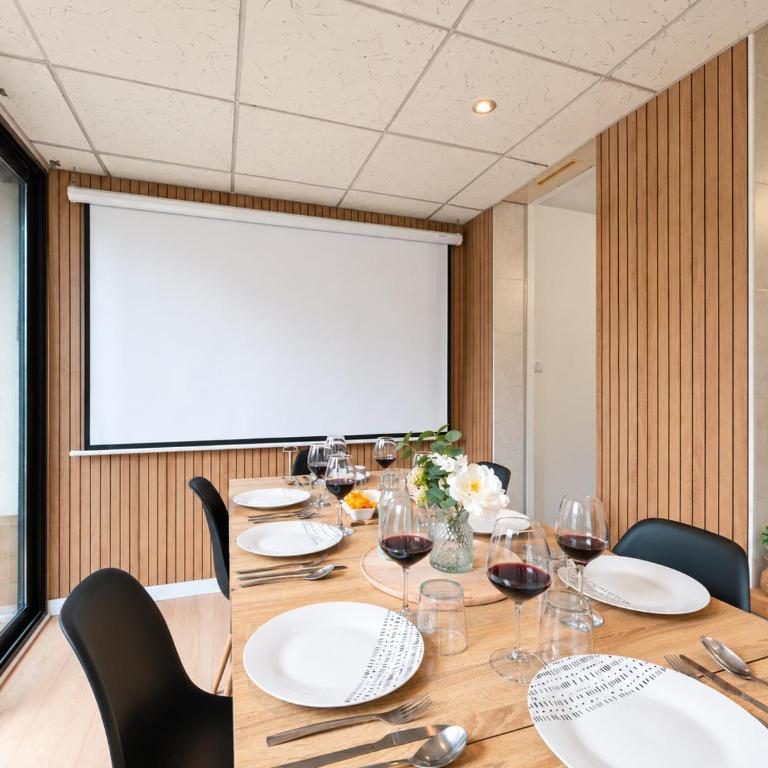 Grand appart 10 pers - 5 Chambres - Cinéma privé 4K- Alpexpo - Appartement 5 Chambres - 22