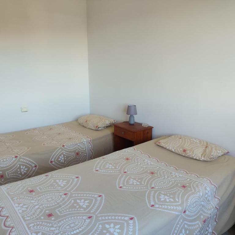 appartement F3 spacieux et calme - Appartement 2 Chambres - 2