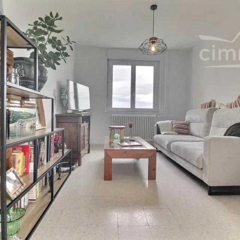 appartement F3 spacieux et calme - Appartement 2 Chambres - 11
