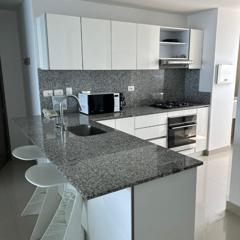 Apartamento Morros City Cartagena 3405 - Two-Bedroom Apartment - 63